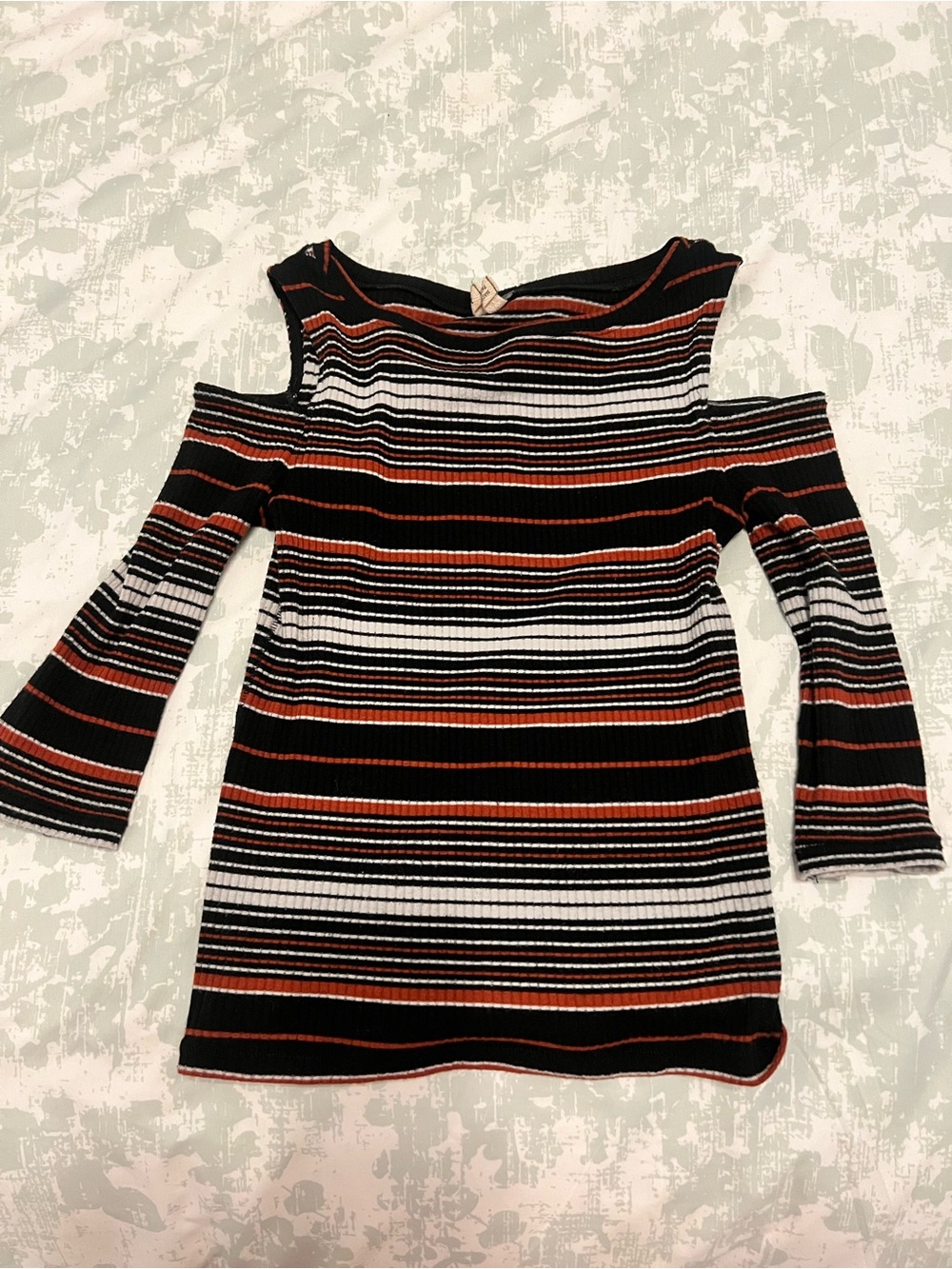 Cold-Shoulder Ribbed Striped Top